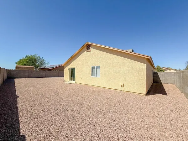 $1,595 | 11991 West Cabrillo Drive, Arizona City, AZ 85123
