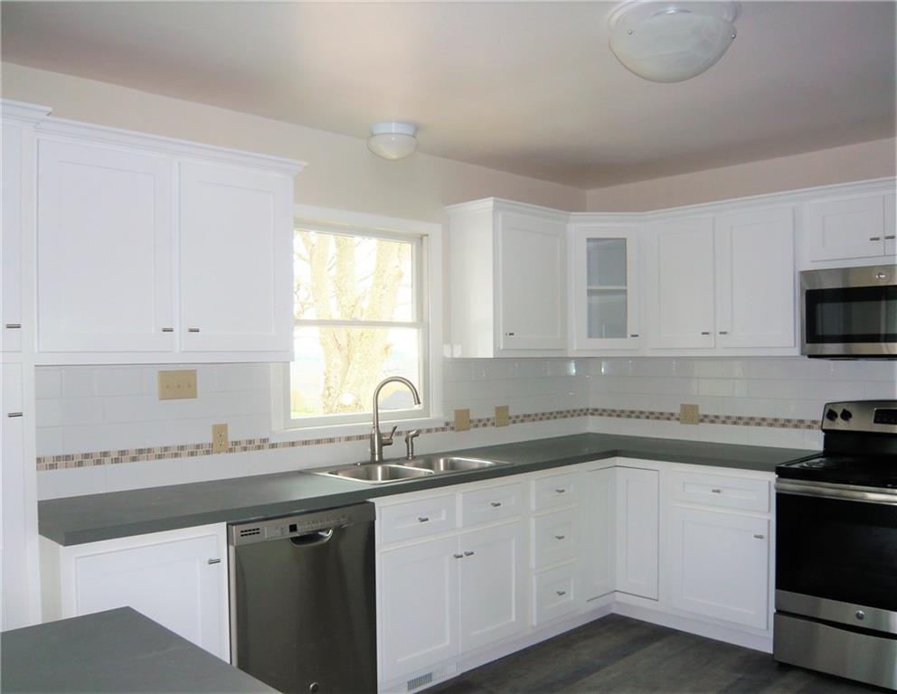 1026 Polk Hill Road Addison, PA 15411 - Photo 12 of 24