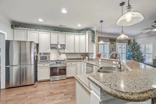 $799,900 | 1109 Rearick Road, Johns Island, SC 29455