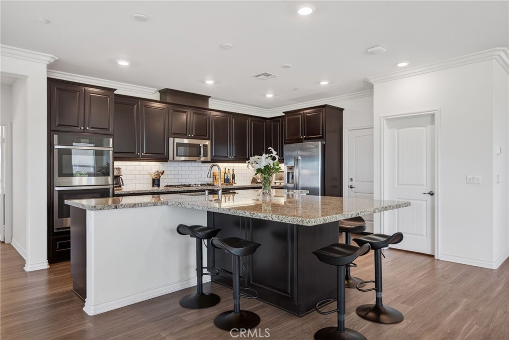 16511 Key Lime Boulevard Riverside, CA 92503 - Photo 4 of 64