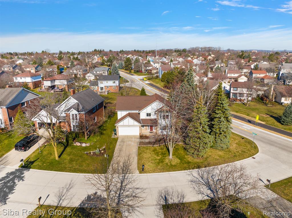 1602 Hillside Lane Rochester Hills, MI 48307 - Photo 6 of 63