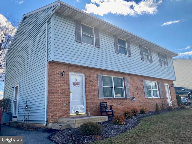 7 Stony Run Road Stevens, PA 17578 - Photo 3 of 11 Gallery Image 3