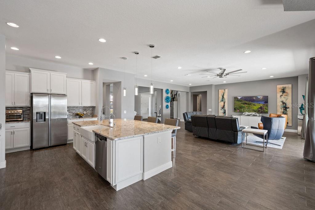 840 Spinnaker Way Kissimmee, FL 34746 - Photo 13 of 68