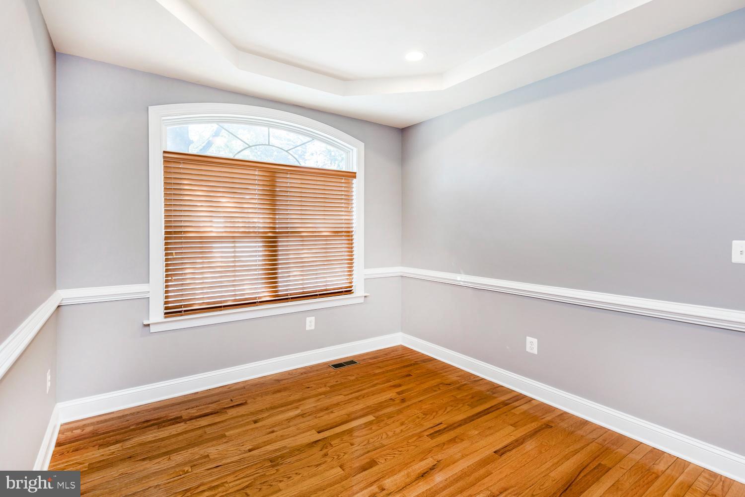 5642 Waterloo Road Columbia, MD 21045 - Photo 11 of 67 Bright and airy room with elegant details.