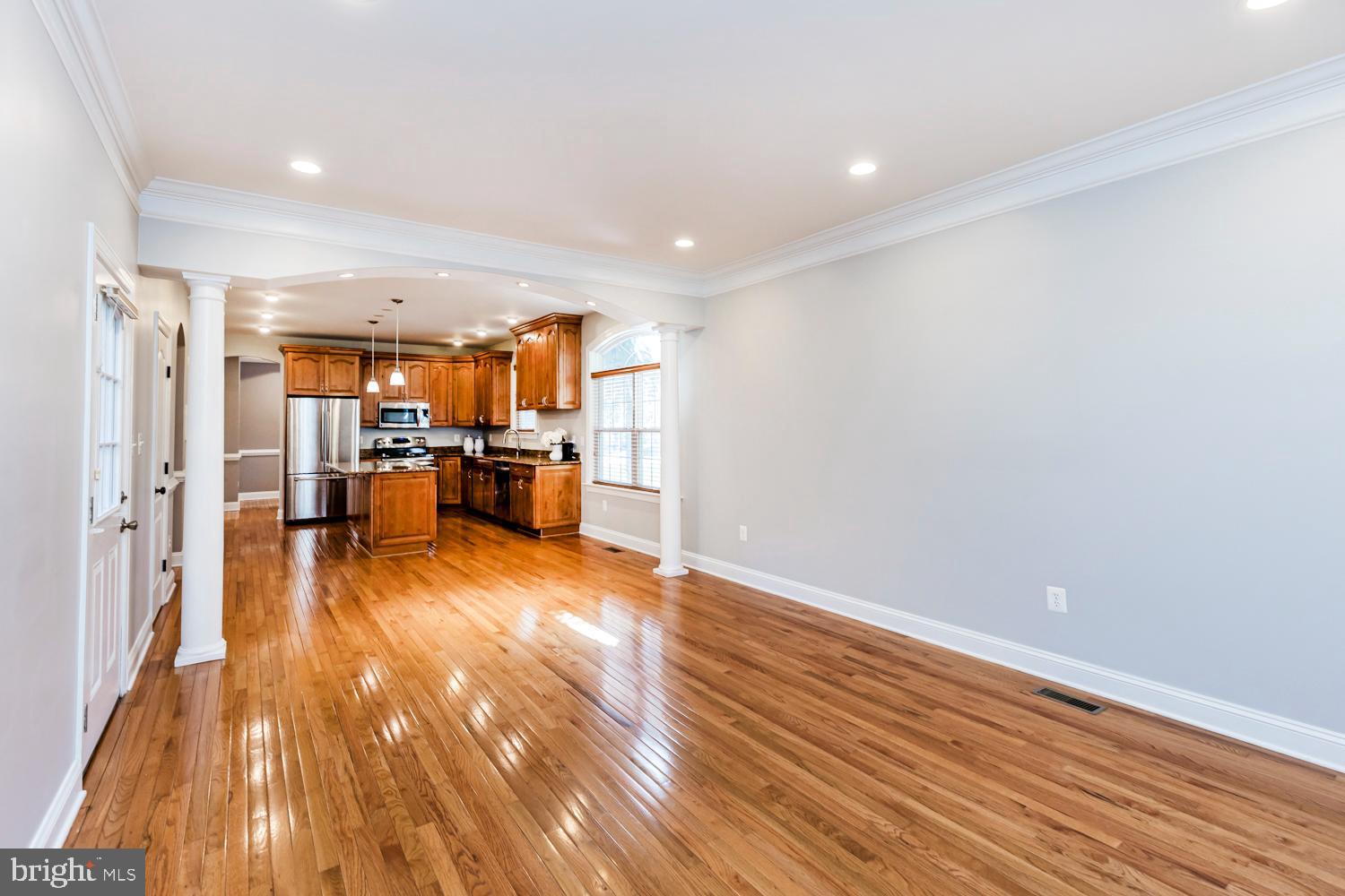 5642 Waterloo Road Columbia, MD 21045 - Photo 23 of 67 Spacious open layout with gleaming floors.