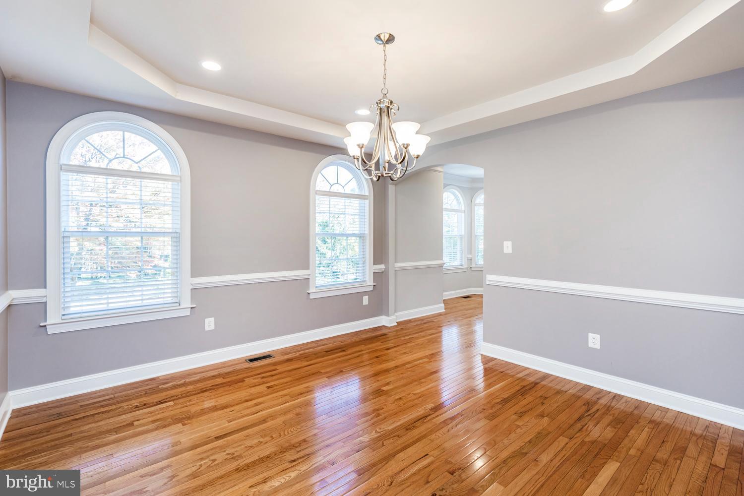 5642 Waterloo Road Columbia, MD 21045 - Photo 27 of 67 Dining room