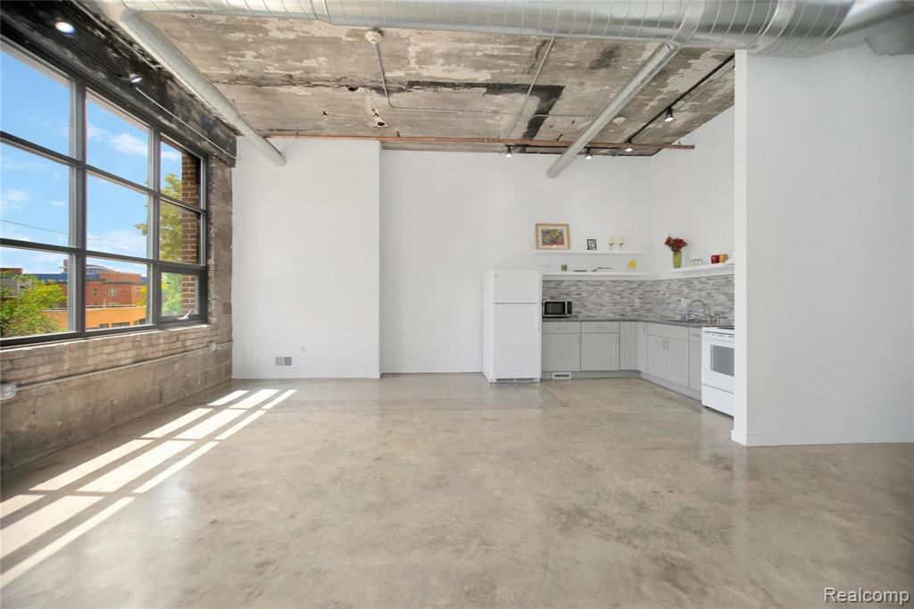 470 Brainard Street, Unit 3 Detroit, MI 48201 - Photo 9 of 59