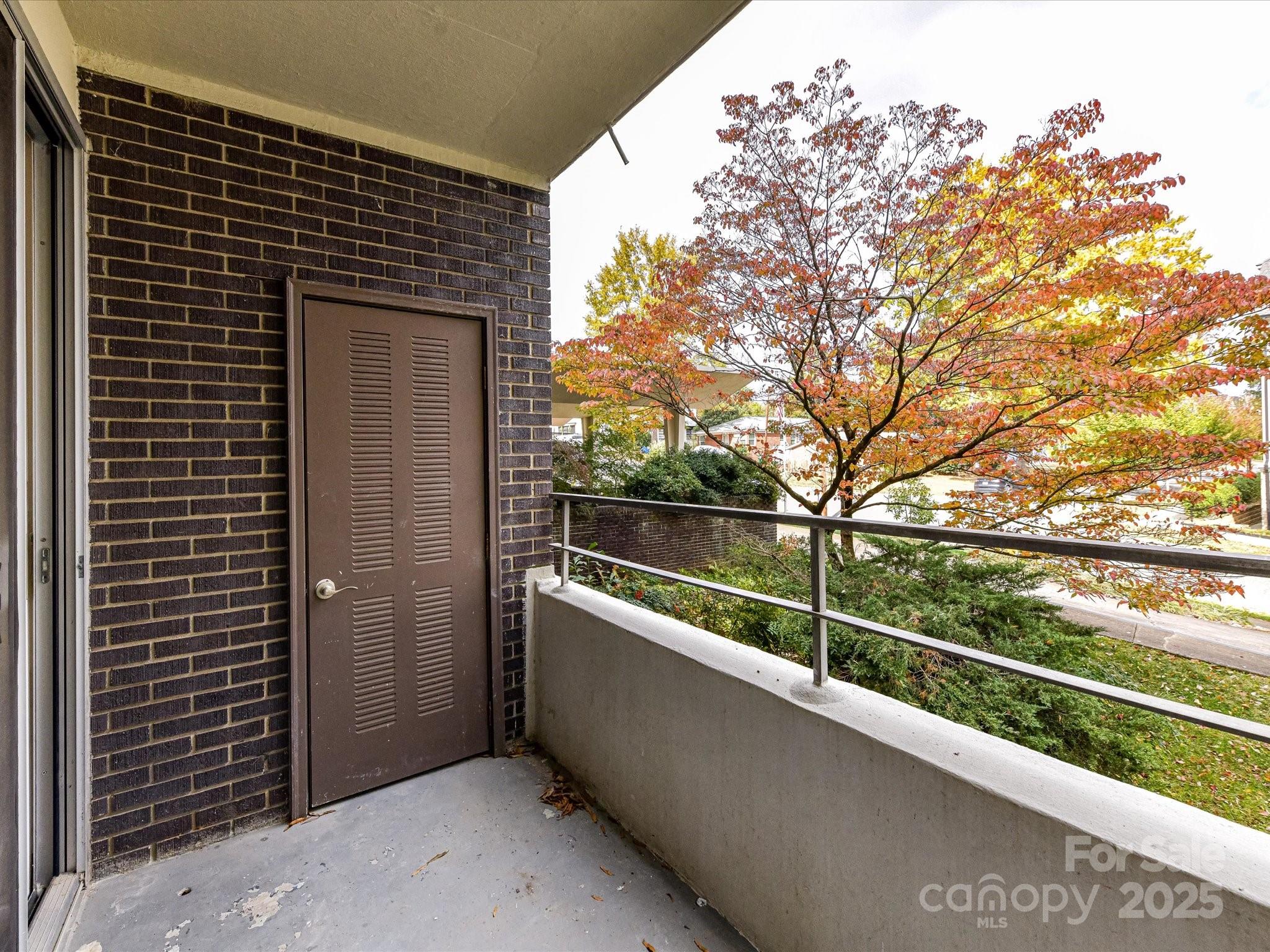 1300 Reece Road, Unit 111 Charlotte, NC 28209 - Photo 24 of 29