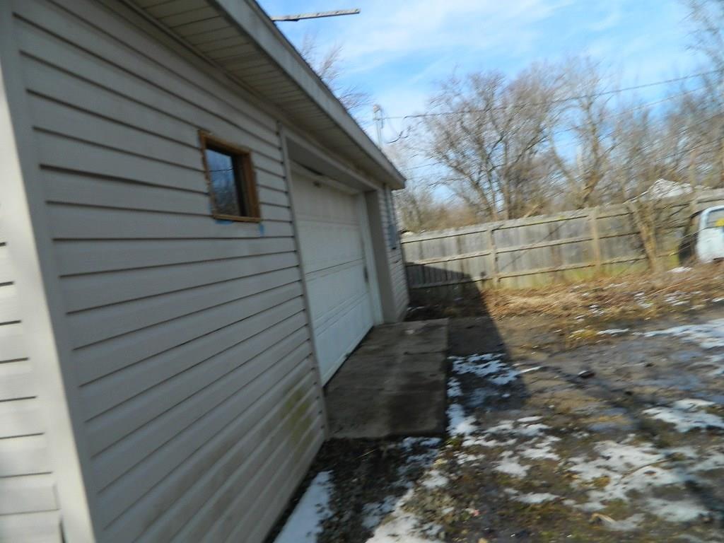 2850 Oletha Avenue Springfield, OH 45505 - Photo 3 of 13