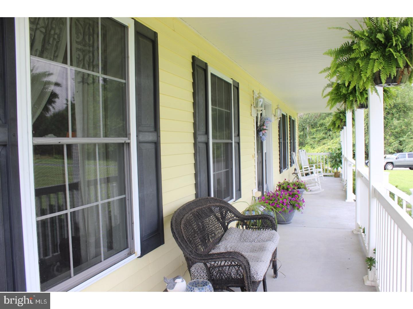 59 New Road Pedricktown, NJ 08067 - Photo 2 of 25 Porch