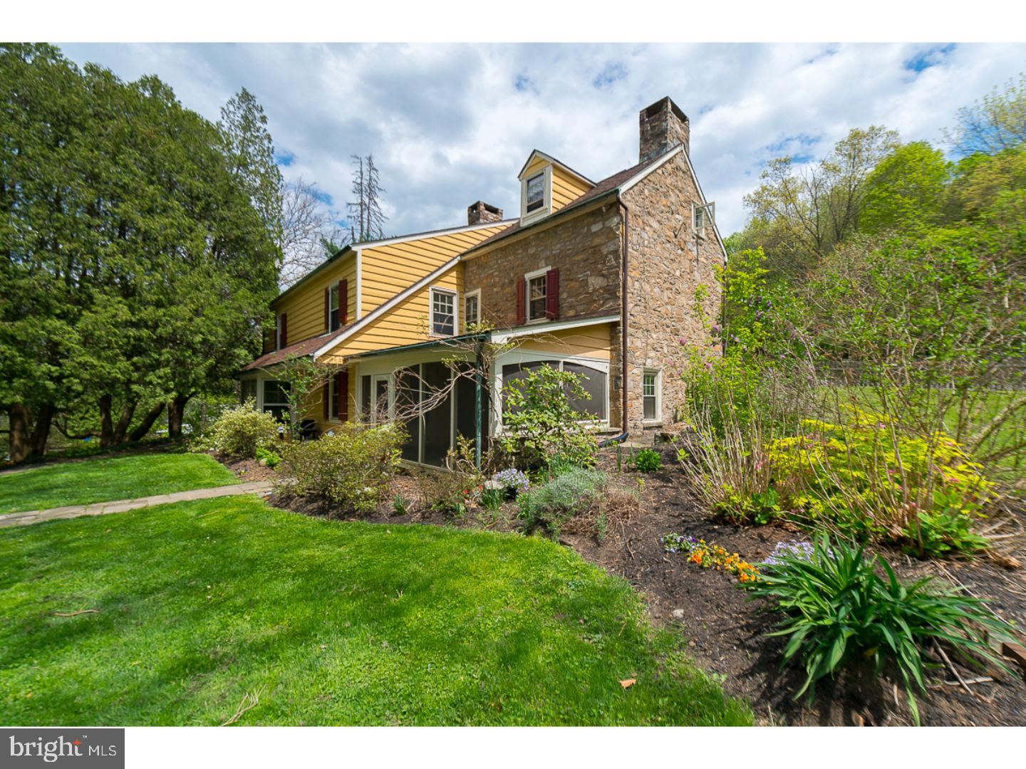 990 Durham Road Riegelsville, PA 18077 - Photo 1 of 25