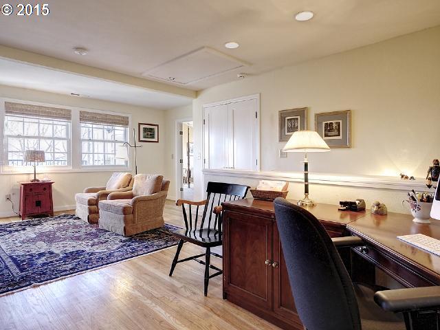 7524 Southwest View Point Terrace Portland, OR 97219 - Photo 15 of 16 a living room with furniture and a window