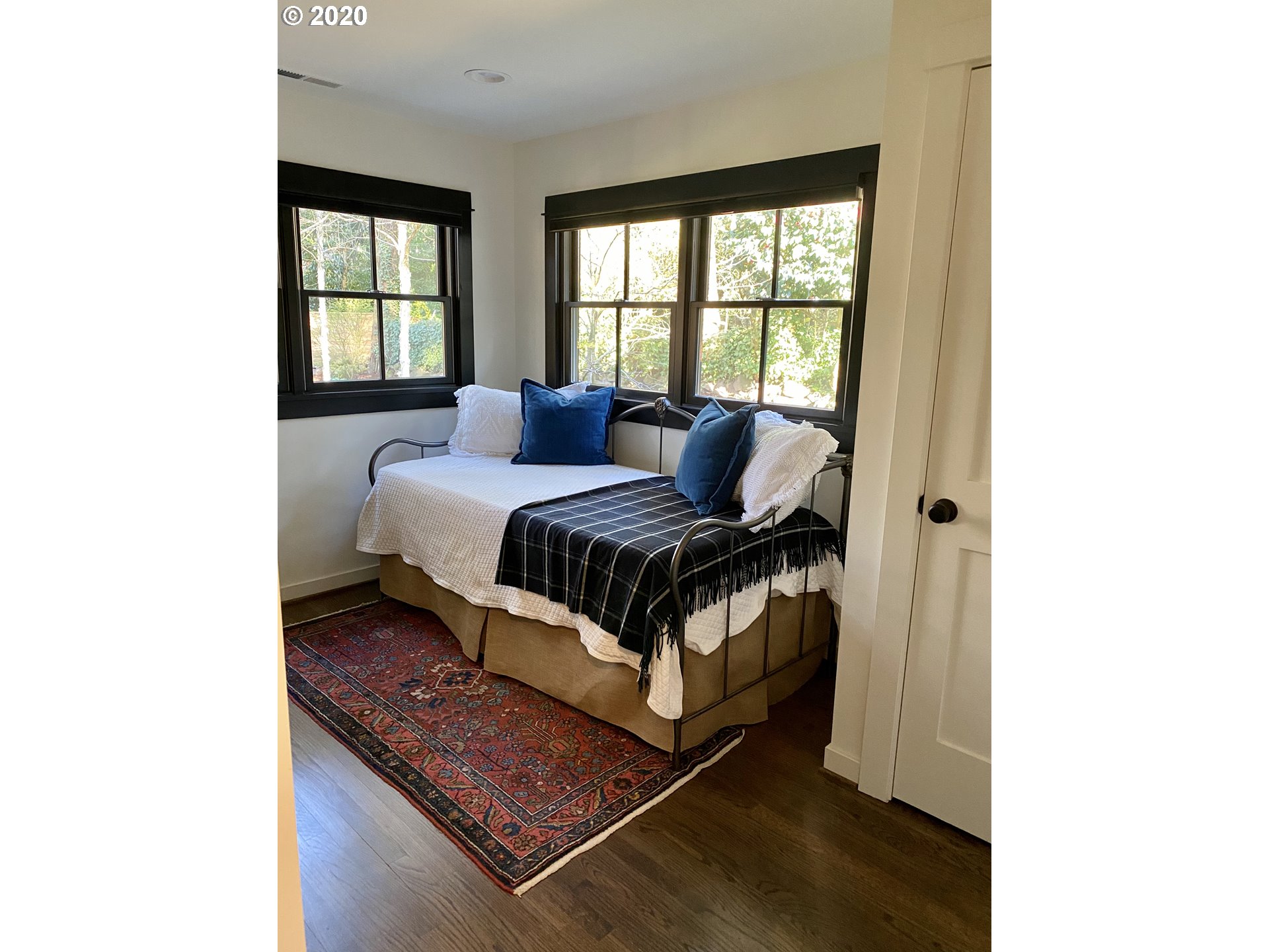 461 Country Club Road Lake Oswego, OR 97034 - Photo 14 of 24 Gallery Image 14