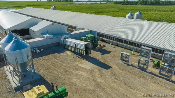 $4,500,000 | 27248 Pumpkin Avenue, Gilliam, MO 65330