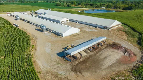 $4,500,000 | 27248 Pumpkin Avenue, Gilliam, MO 65330