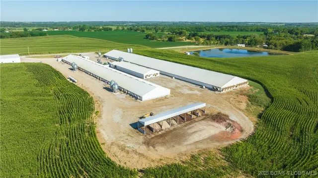 $4,500,000 | 27248 Pumpkin Avenue, Gilliam, MO 65330