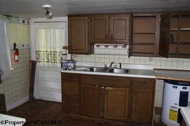 3186 Webster Road Webster Springs, WV 26288 - Photo 3 of 14 Gallery Image 3