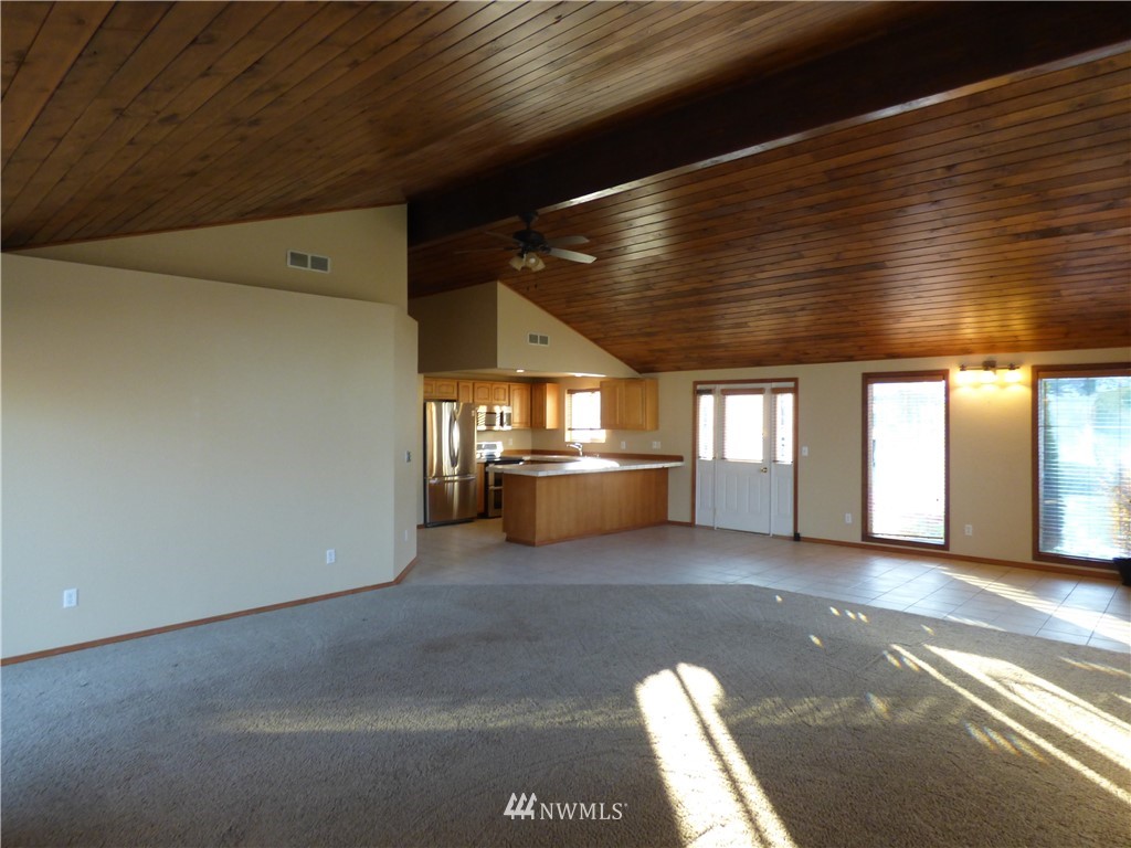 5 Valley View Park Road Omak, WA 98841 - Photo 3 of 25