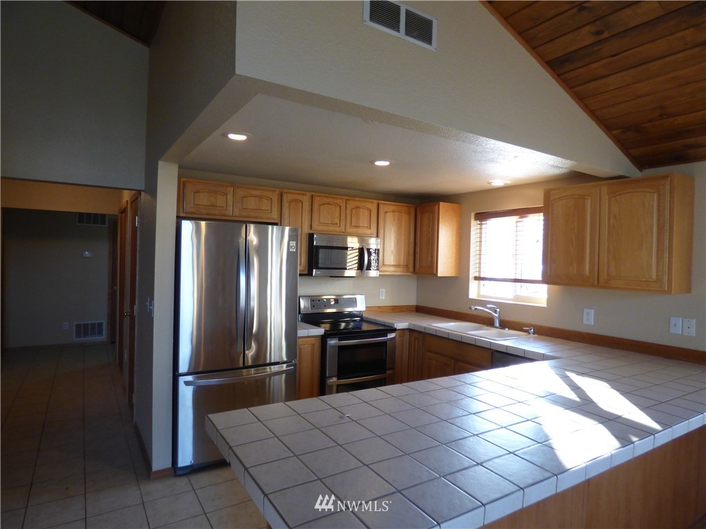 5 Valley View Park Road Omak, WA 98841 - Photo 5 of 25