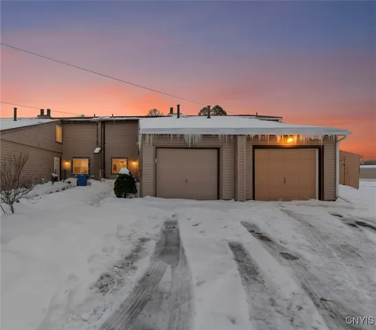 $1,800 | 3754 Helios Court, Baldwinsville, NY 13027