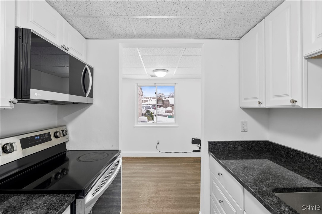 3754 Helios Court Clay, NY 13027 - Photo 11 of 30