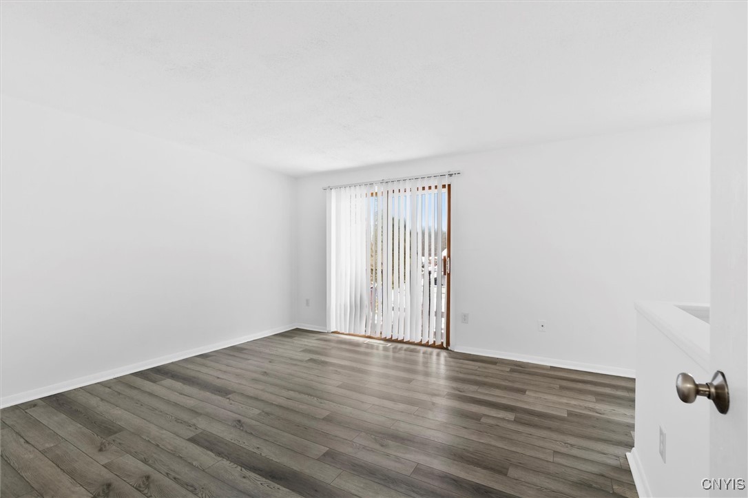 3754 Helios Court Clay, NY 13027 - Photo 20 of 30