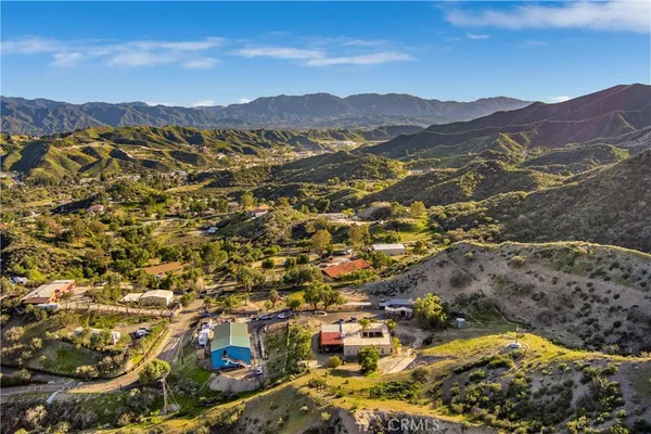 $1,600,000 | 16950 Solana Lane, Canyon Country, CA 91351