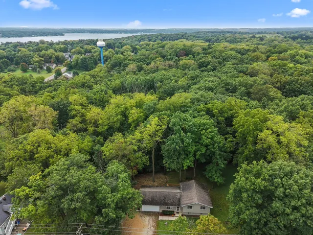 $475,000 | W3115 Conant Street, Geneva, WI 53147