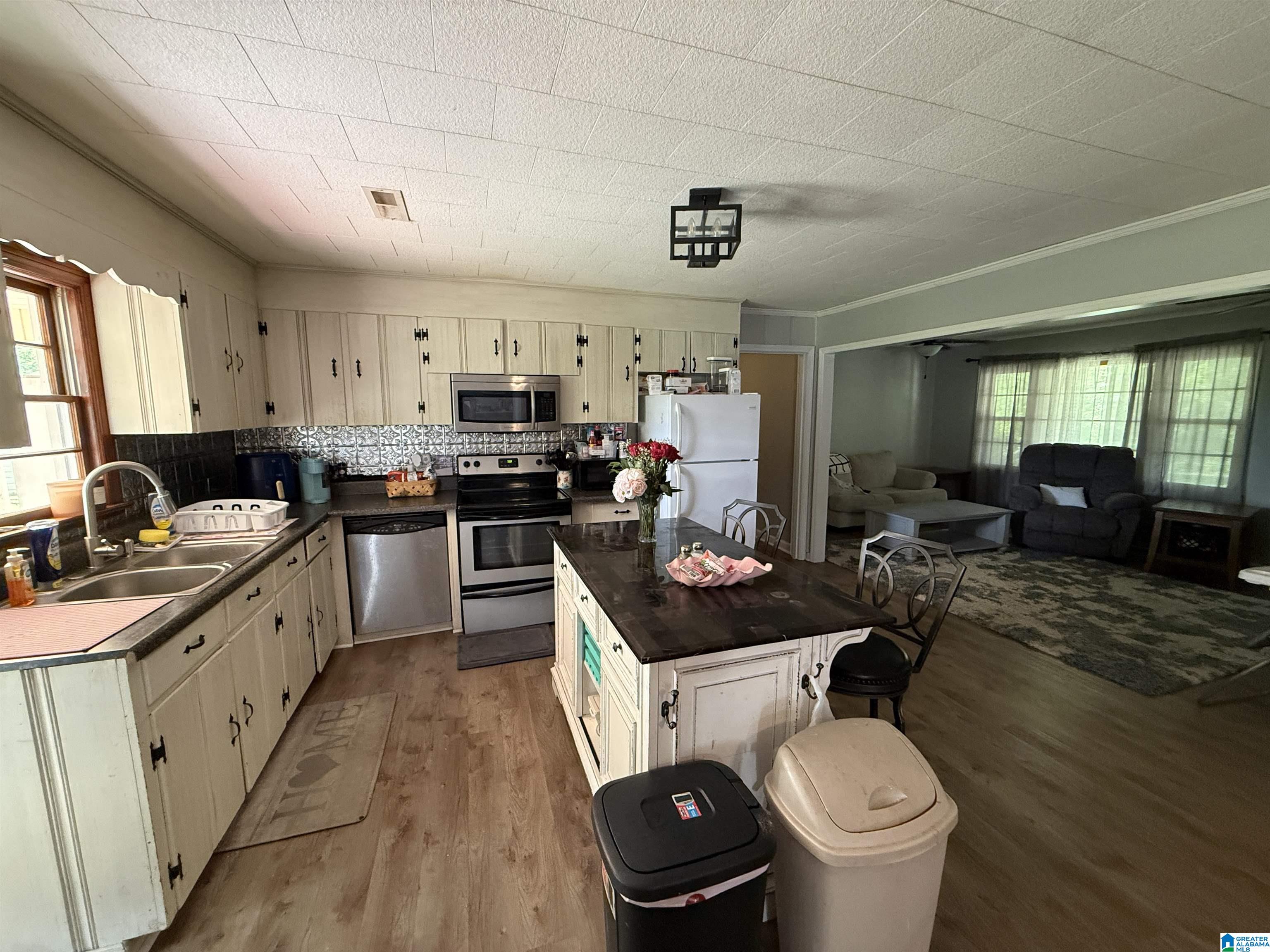 64 Wooley Road Brent, AL 35034 - Photo 5 of 23
