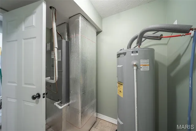 $250,000 | 14120 Lancaster Lane, Plato, MO 65552