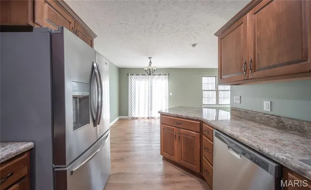 $250,000 | 14120 Lancaster Lane, Plato, MO 65552