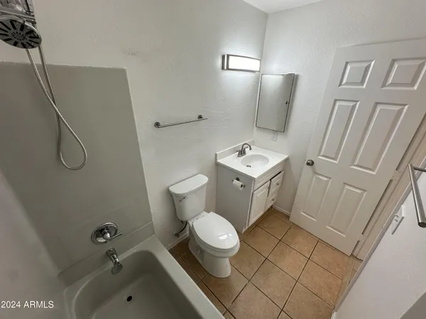 $359,999 | 2616 East Southgate Avenue, Unit 2, Phoenix, AZ 85040