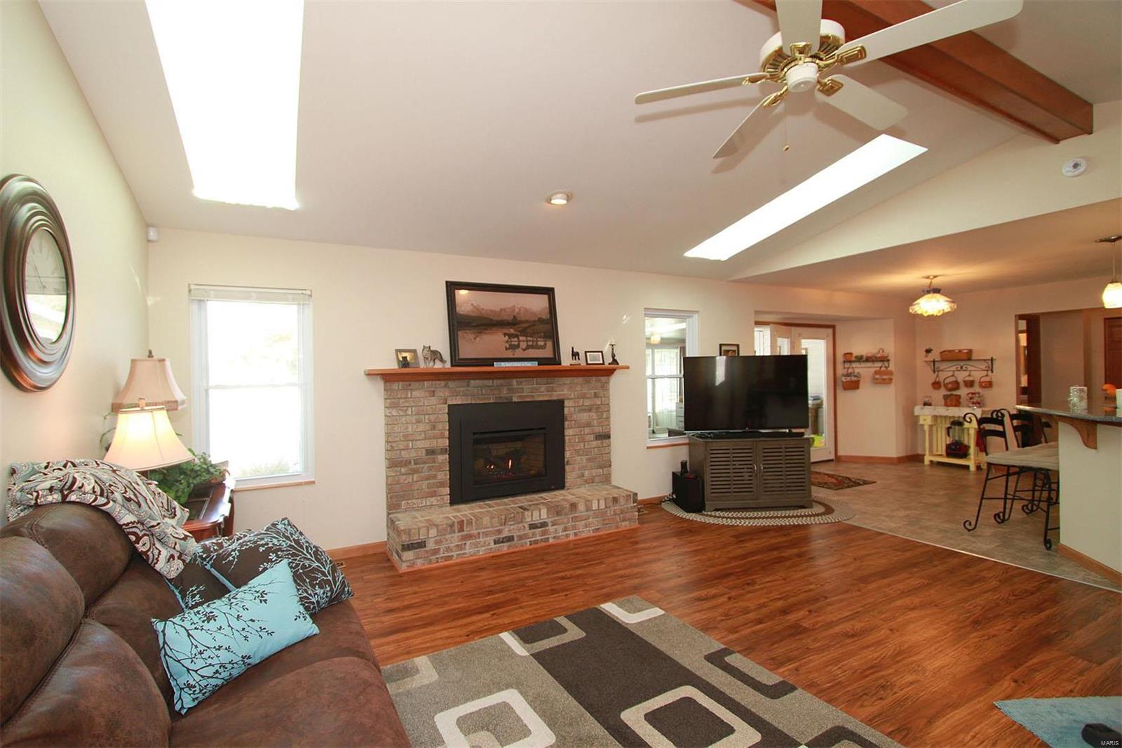 34114 Craig Lake Road Brighton, IL 62012 - Photo 12 of 26