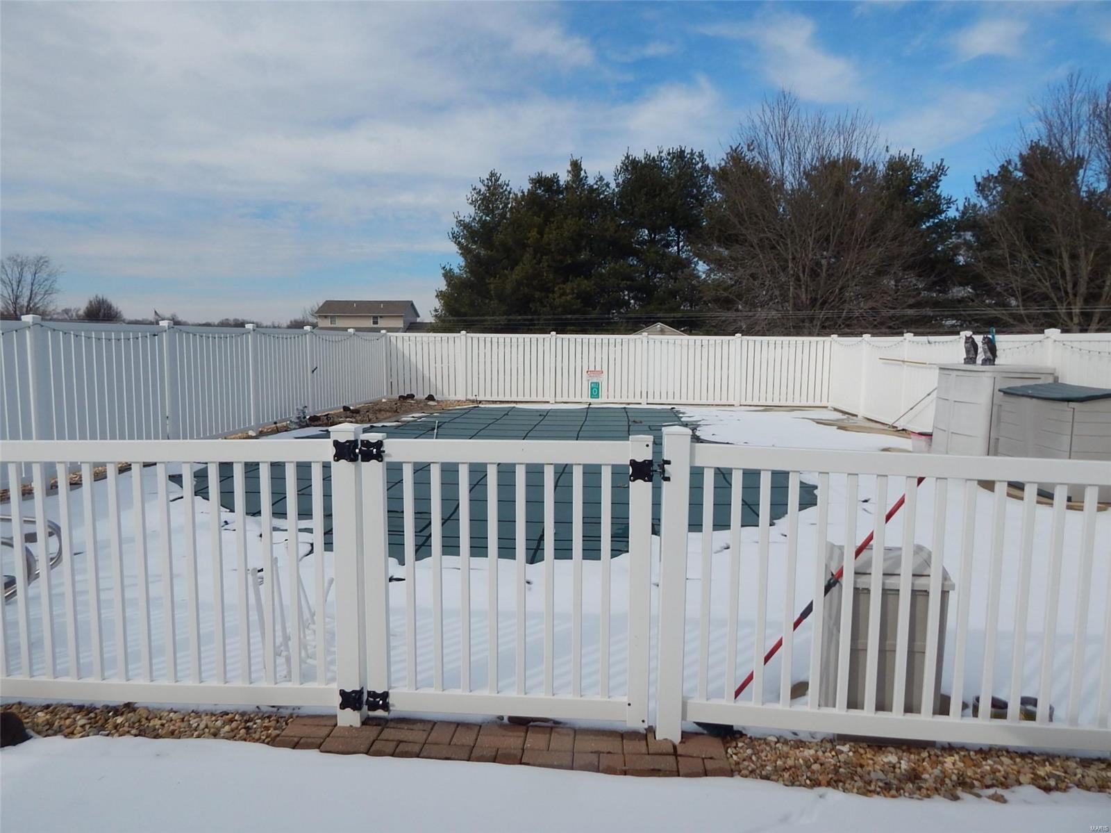 34114 Craig Lake Road Brighton, IL 62012 - Photo 9 of 26