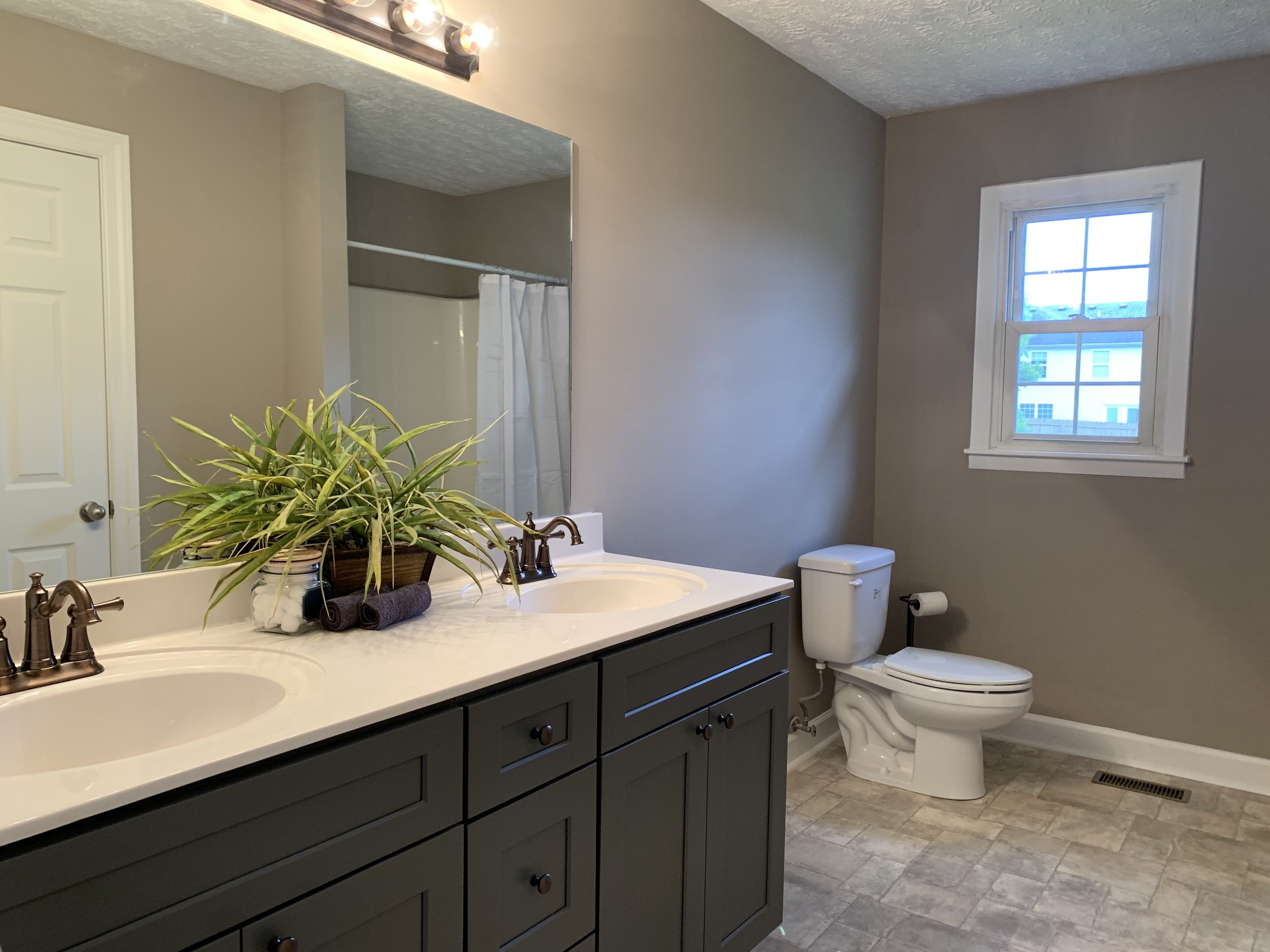 4008 Confederate Road Murfreesboro, TN 37128 - Photo 6 of 49 Gallery Image 6
