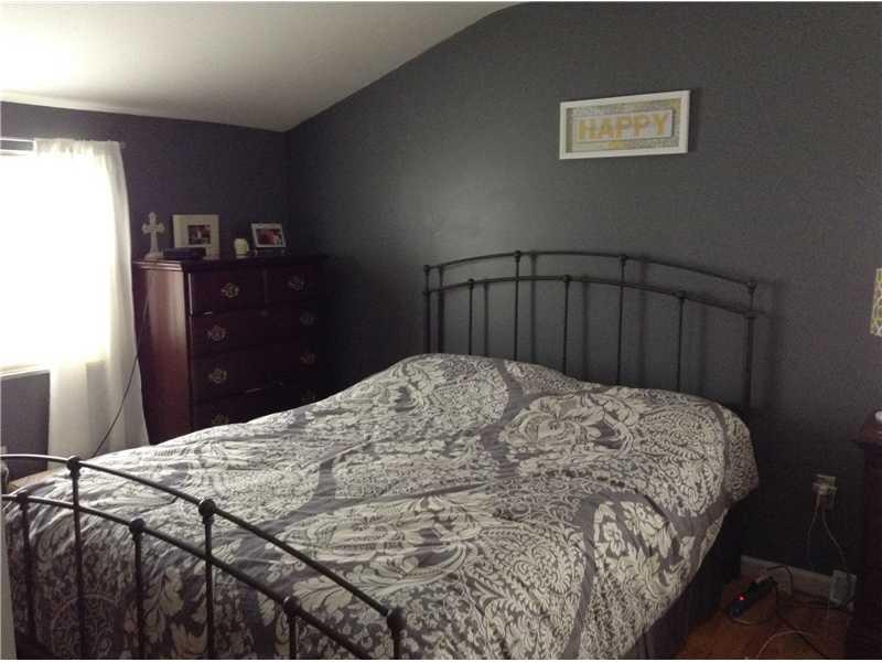 1035 Lindsay Road Carnegie, PA 15106 - Photo 12 of 25 Master Bedroom.