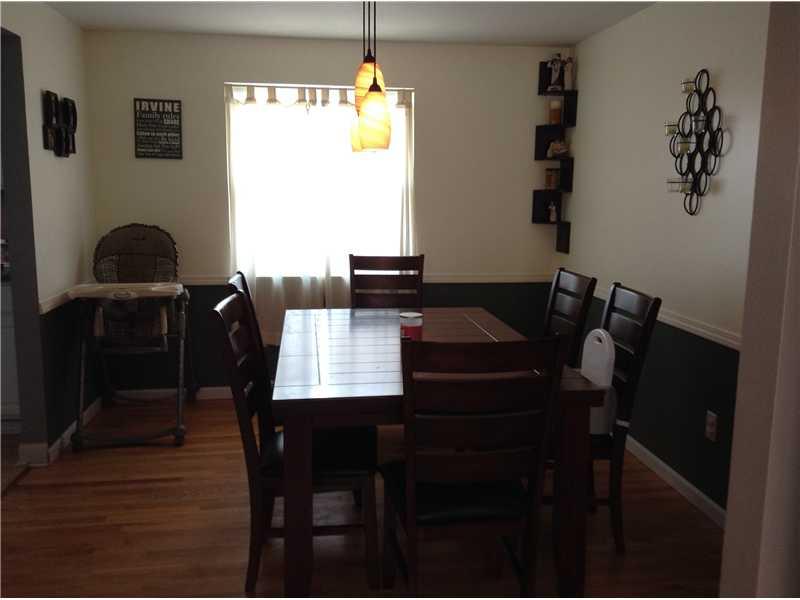 1035 Lindsay Road Carnegie, PA 15106 - Photo 5 of 25 Dining Room.