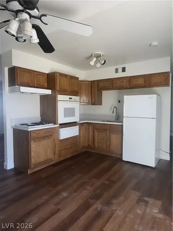$1,800 | 717 Van Ert Avenue, North Las Vegas, NV 89030
