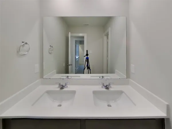 $2,379 | 9835 Willow Creek, Unit 422, Tomball, TX 77375