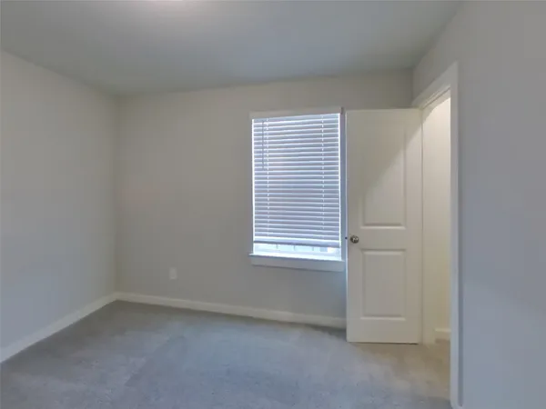 $2,379 | 9835 Willow Creek, Unit 422, Tomball, TX 77375