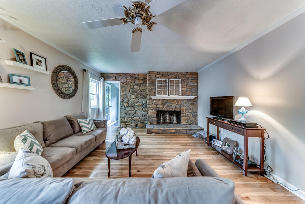 104 Gordon Road Oak Ridge, TN 37830 - Photo 5 of 24 06