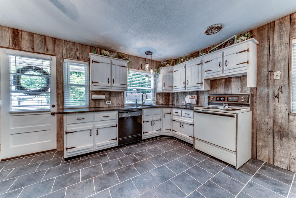 104 Gordon Road Oak Ridge, TN 37830 - Photo 10 of 24 11