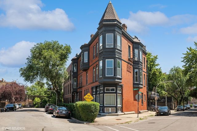 $675,000 | 1313 North Wood Street, Unit 3, Chicago, IL 60622