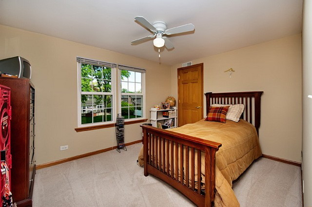 1005 Warrenville Road Wheaton, IL 60189 - Photo 15 of 24