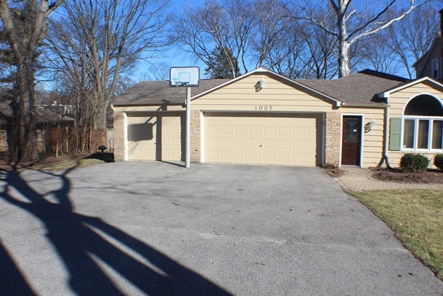 1005 Warrenville Road Wheaton, IL 60189 - Photo 3 of 24