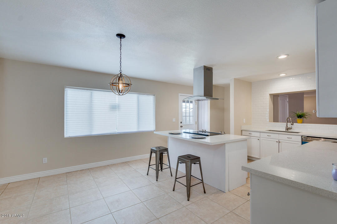 3147 West Greenway Road Phoenix, AZ 85053 - Photo 8 of 30 09-Greenway