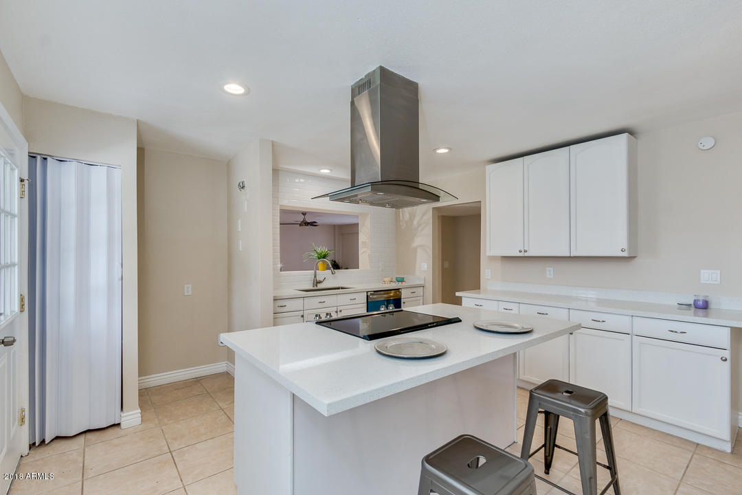 3147 West Greenway Road Phoenix, AZ 85053 - Photo 10 of 30 11-Greenway
