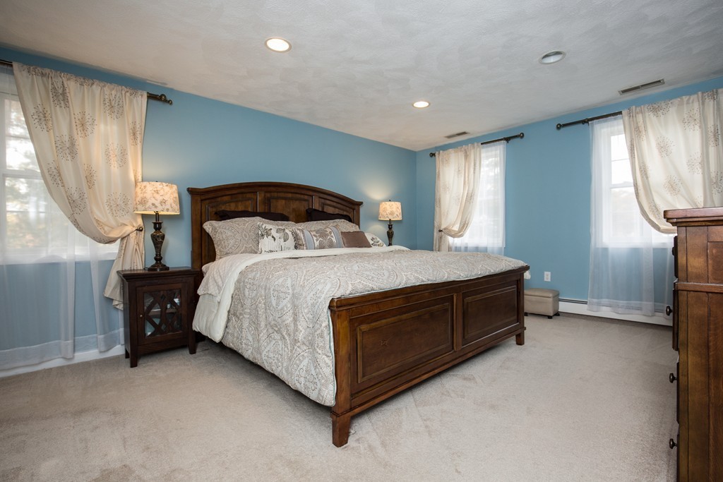 165 Bridle Road Billerica, MA 01821 - Photo 22 of 30 Gallery Image 22