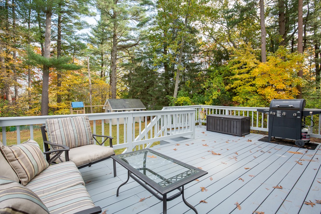 165 Bridle Road Billerica, MA 01821 - Photo 29 of 30 Gallery Image 29