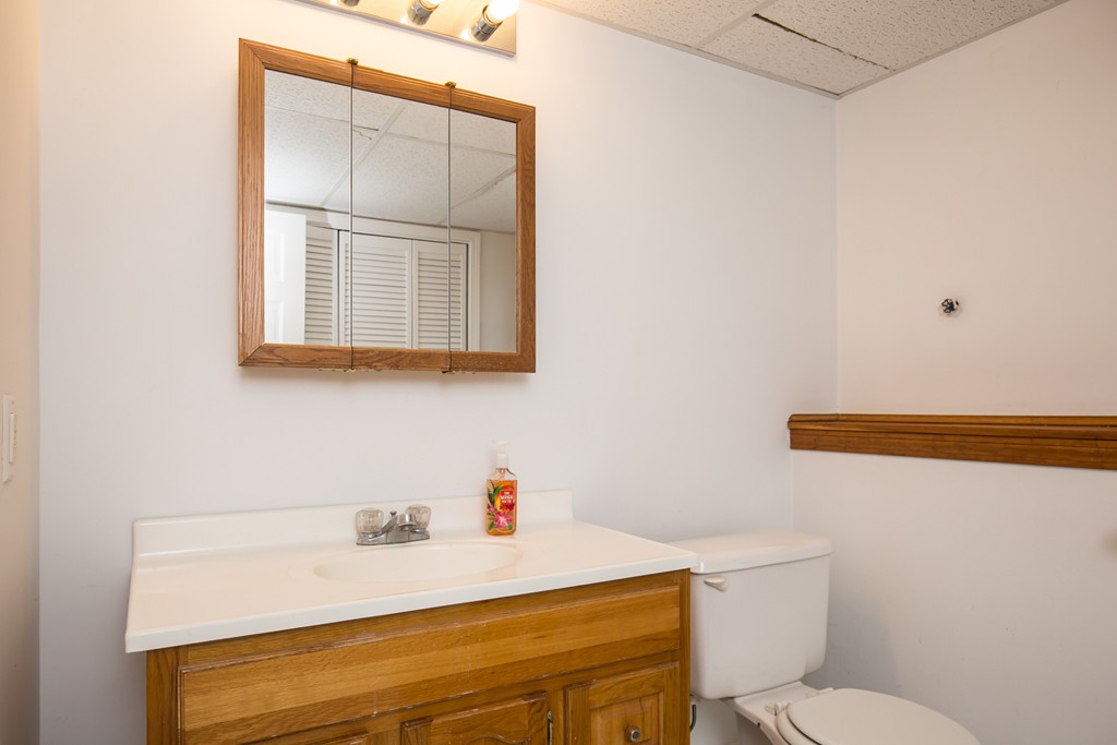 165 Bridle Road Billerica, MA 01821 - Photo 30 of 30 Gallery Image 30